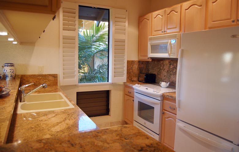 The Palms at Wailea Unit 901 Master Bathroom Vacation Rental by Owner